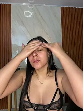 Snapshot of floriamANDjazmin chatting on July 2026 02:51:02 AM floriamANDjazmin online show from July 2026 02:51:02 AM