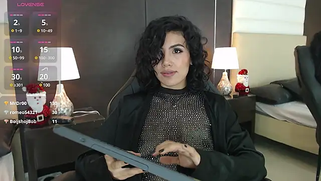 Snapshot of LeeThompson_ chatting on December 2024 06:03:02 PM LeeThompson online show from December 2024 06:03:02 PM