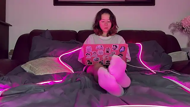 Snapshot of misswishh_ chatting on December 2024 06:49:01 PM misswishh online show from December 2024 06:49:01 PM