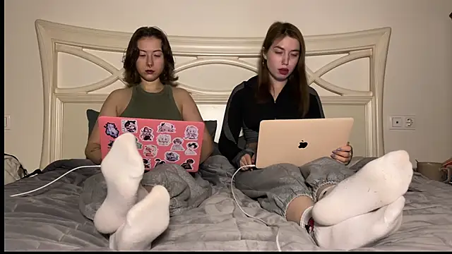 Snapshot of misswishh_ chatting on February 2025 05:18:02 PM misswishh online show from February 2025 05:18:02 PM