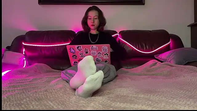 Snapshot of misswishh_ chatting on February 2025 06:58:02 PM misswishh online show from February 2025 06:58:02 PM