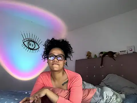 Snapshot of Ale_xandra chatting on November 2025 07:36:02 PM Ale xandra online show from November 2025 07:36:02 PM