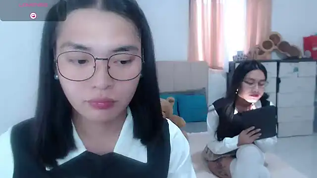 Snapshot of zhaviahale21 chatting on July 2026 07:28:02 AM zhaviahale21 online show from July 2026 07:28:02 AM