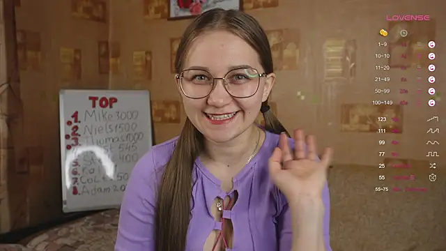 Miatiny online show from February 2025 04:19:02 PM