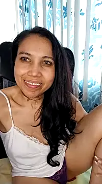 KimPielCanela online show from March 2025 11:28:02 AM