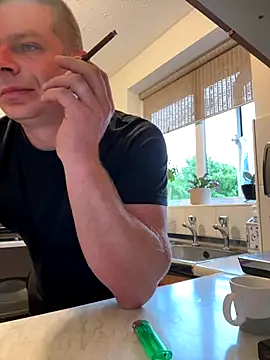 Snapshot of Dan_NFS chatting on September 2025 06:37:01 AM Dan NFS online show from September 2025 06:37:01 AM