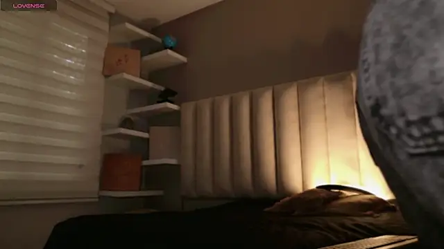 Snapshot of Megan_mooree_ chatting on November 2025 12:00:02 PM Megan mooree online show from November 2025 12:00:02 PM