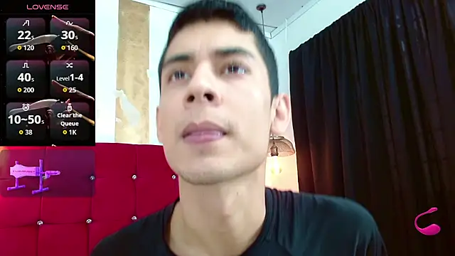 Snapshot of Oliver_king_sex chatting on October 2025 03:23:02 PM Oliver king sex online show from October 2025 03:23:02 PM