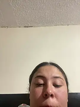 Dafne ros online show from July 2026 11:34:01 AM