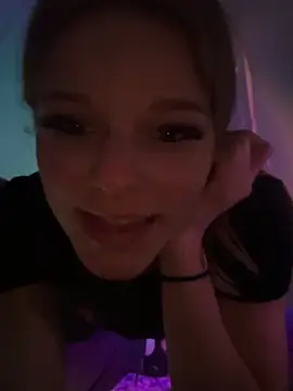 Snapshot of foxy_ana13 chatting on January 2025 10:39:02 AM foxy ana13 online show from January 2025 10:39:02 AM