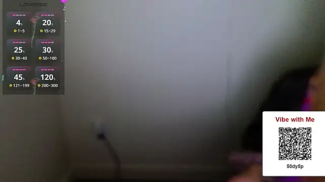 Snapshot of foxy_ana13 chatting on February 2025 02:11:02 AM foxy ana13 online show from February 2025 02:11:02 AM