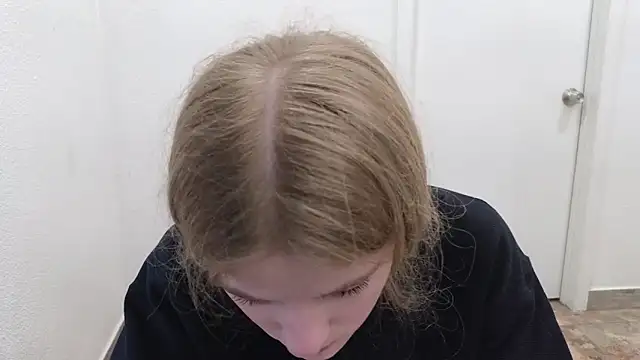 Snapshot of foxy_ana13 chatting on February 2025 12:19:02 AM foxy ana13 online show from February 2025 12:19:02 AM