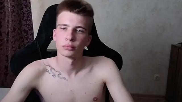 Snapshot of Oscar__xxl chatting on May 2026 02:45:01 PM Oscar xxl online show from May 2026 02:45:01 PM