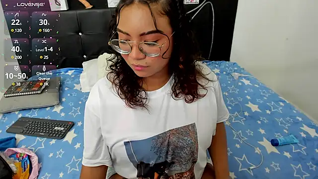 Snapshot of im_angels77 chatting on January 2025 03:55:02 AM im angels77 online show from January 2025 03:55:02 AM