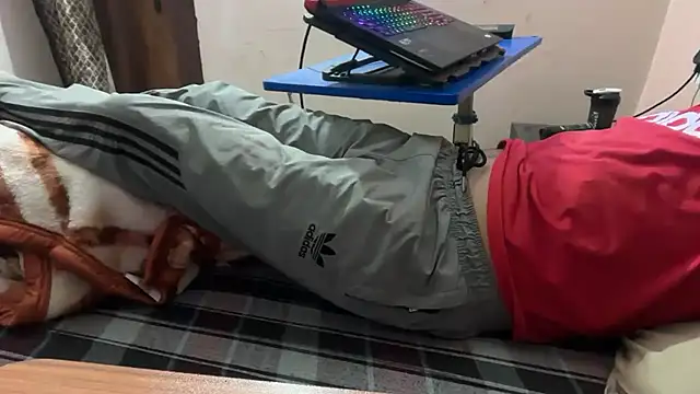 sexyboy09 online show from October 2025 12:19:02 PM