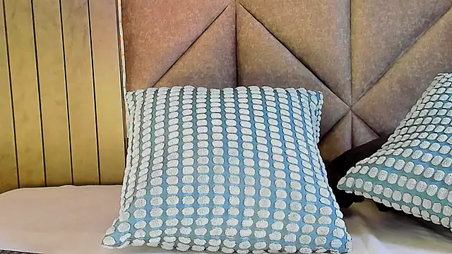 JaylaScott   online show from February 2026 11:41:01 AM