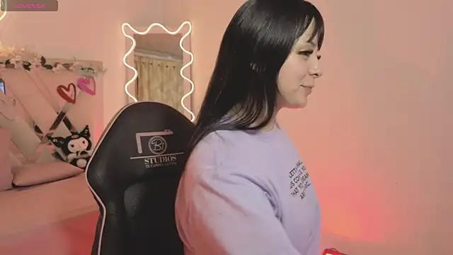 Snapshot of hina_tay chatting on December 2025 03:03:01 AM hina tay online show from December 2025 03:03:01 AM