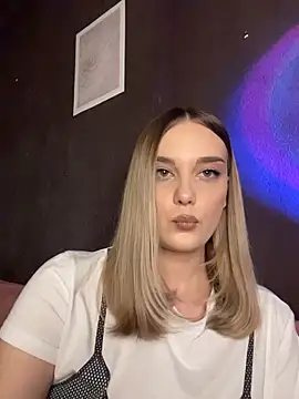 Alisa Rise online show from April 2026 04:48:02 PM