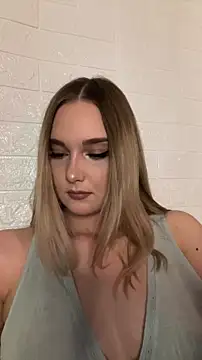 Alisa Rise online show from April 2026 02:08:01 PM