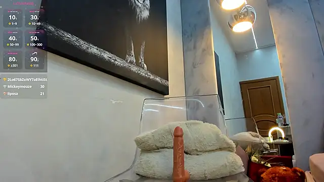 Mia  Milan online show from January 2025 08:39:01 AM