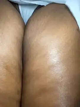 Curveysinaa online show from February 2025 05:13:02 PM