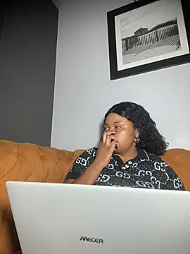 Curveysinaa online show from March 2025 02:37:01 PM