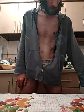 Snapshot of vulpe8400 chatting on October 2025 05:37:01 AM vulpe8400 online show from October 2025 05:37:01 AM