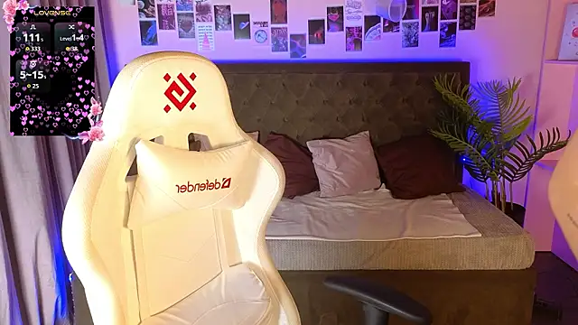 jenny bunny  online show from March 2026 01:30:01 AM