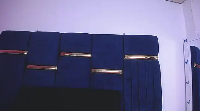 Snapshot of fulfill_fantasies1 chatting on January 2025 12:43:02 AM fulfill fantasies1 online show from January 2025 12:43:02 AM