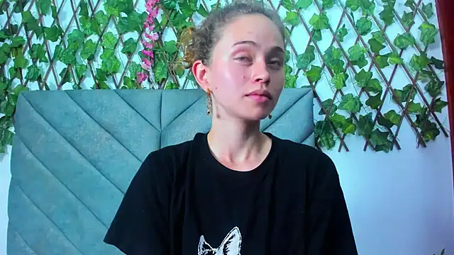 Snapshot of fulfill_fantasies1 chatting on September 2025 05:07:01 AM fulfill fantasies1 online show from September 2025 05:07:01 AM