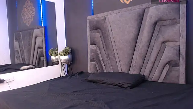 Snapshot of stefany_bro chatting on February 2025 11:43:02 AM stefany bro online show from February 2025 11:43:02 AM