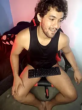 Snapshot of FreyrStyle chatting on January 2025 06:19:02 AM FreyrStyle online show from January 2025 06:19:02 AM