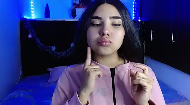 Miapeyton online show from December 2024 03:44:02 PM