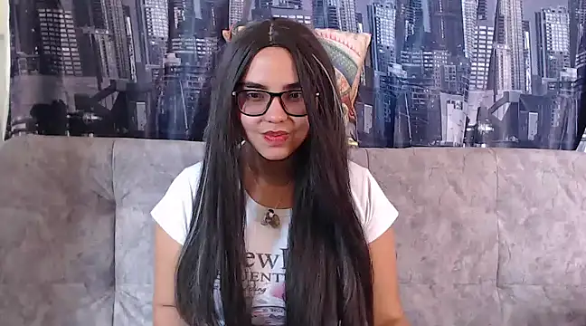 Miapeyton online show from February 2025 03:38:01 PM