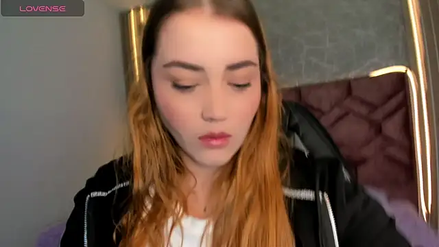 Snapshot of Lucia_star__ chatting on January 2025 01:19:01 PM Lucia star online show from January 2025 01:19:01 PM