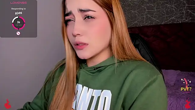 Snapshot of Lucia_star__ chatting on January 2025 07:26:02 PM Lucia star online show from January 2025 07:26:02 PM