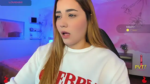 Snapshot of Lucia_star__ chatting on February 2025 02:23:02 AM Lucia star online show from February 2025 02:23:02 AM