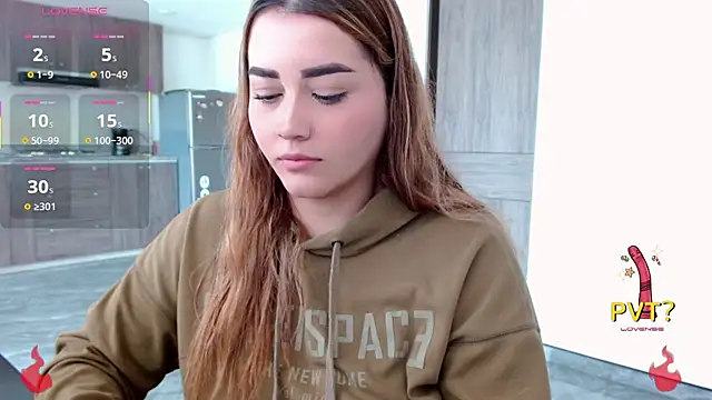 Snapshot of Lucia_star__ chatting on November 2025 02:20:02 PM Lucia star online show from November 2025 02:20:02 PM