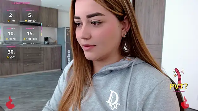 Snapshot of Lucia_star__ chatting on November 2025 03:48:02 PM Lucia star online show from November 2025 03:48:02 PM