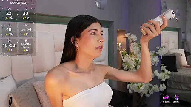 CuteAri online show from March 2026 08:03:01 PM