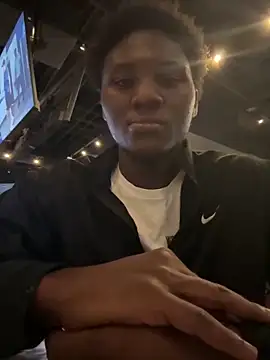 Festivitiesking1 online show from October 2025 02:28:01 AM