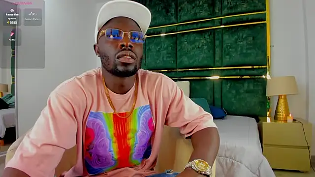 Snapshot of Latrellx7 chatting on February 2025 11:46:02 AM Latrellx7 online show from February 2025 11:46:02 AM