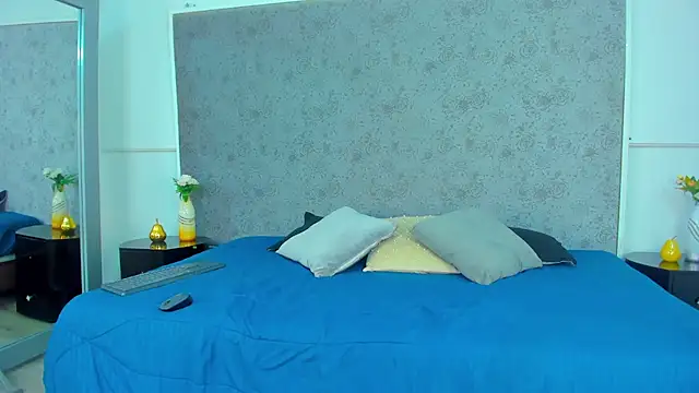 Snapshot of Latrellx7 chatting on March 2025 11:42:01 AM Latrellx7 online show from March 2025 11:42:01 AM