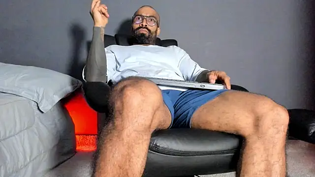 Brock hurn1 online show from December 2025 12:53:01 AM