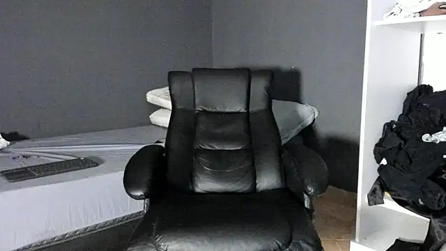 Brock hurn1 online show from December 2025 01:10:01 AM