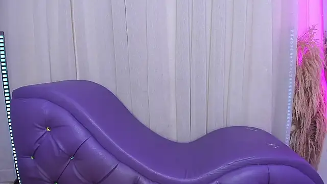 Yourslust  online show from February 2026 12:43:02 PM