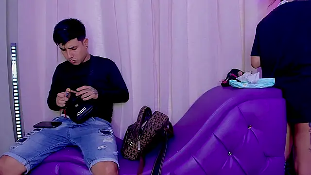 Yourslust  online show from February 2026 07:32:02 PM