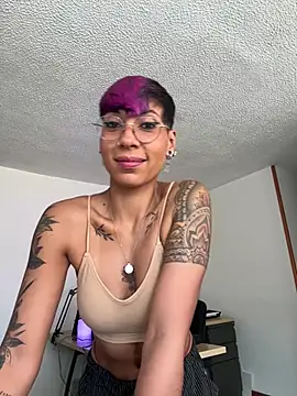 Snapshot of MiaMorgan_ chatting on May 2026 02:46:01 PM MiaMorgan online show from May 2026 02:46:01 PM