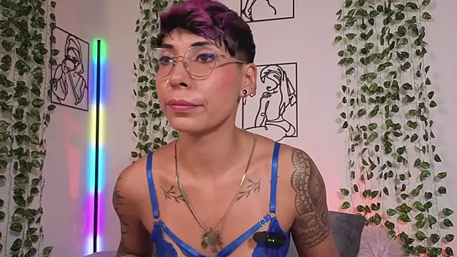 Snapshot of MiaMorgan_ chatting on June 2026 04:20:01 PM MiaMorgan online show from June 2026 04:20:01 PM