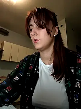 MiaStika online show from December 2024 05:12:01 PM